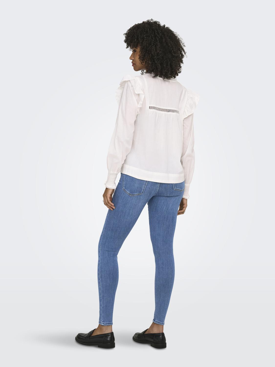 model_shot-back